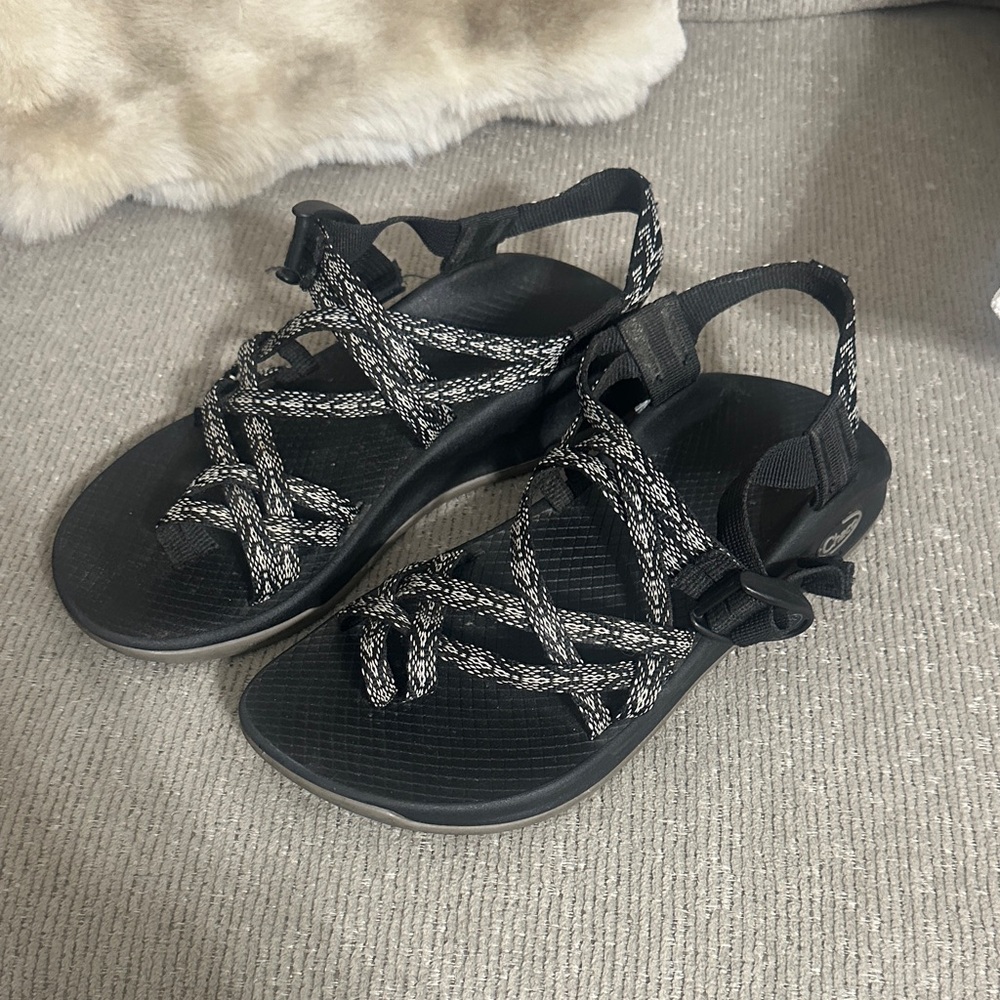 Chaco Women's Black and Gray Sandals